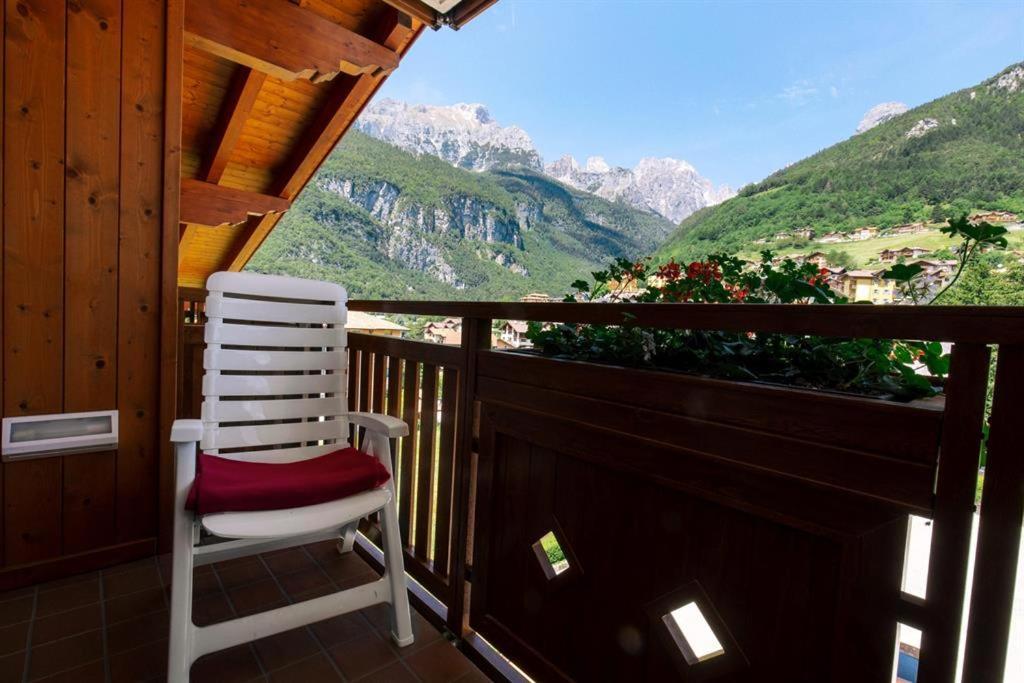 Hotel Des Alpes Molveno Kültér fotó