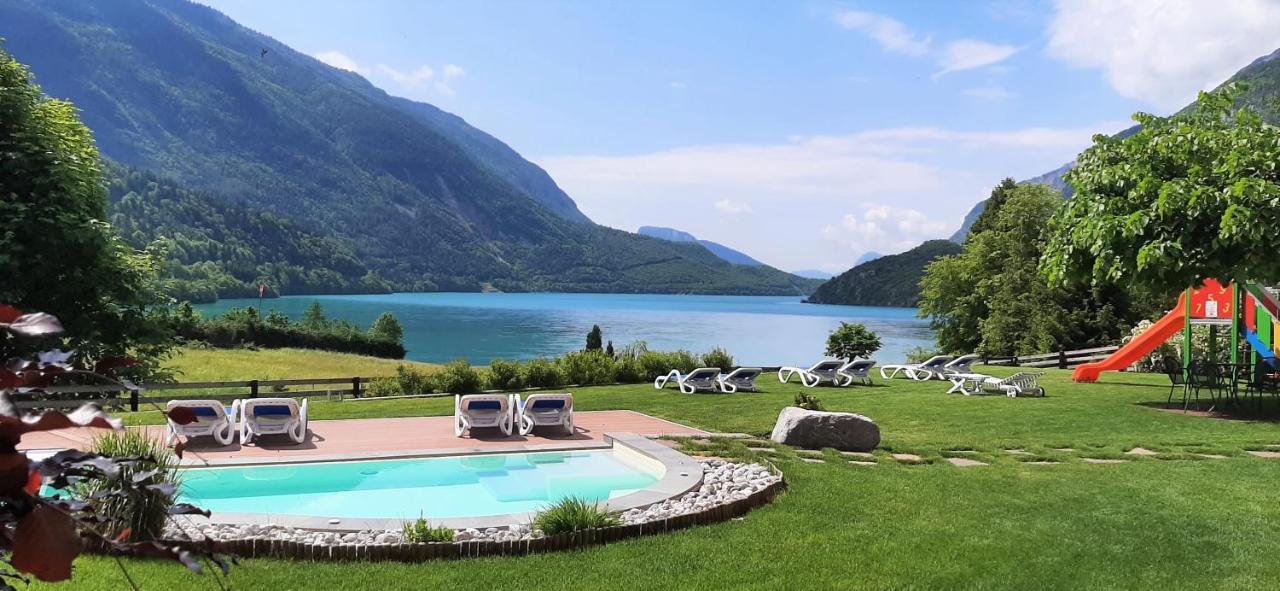 Hotel Des Alpes Molveno Kültér fotó
