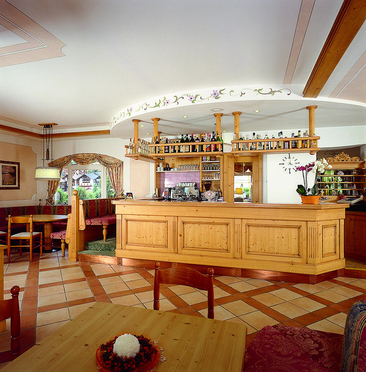 Hotel Des Alpes Molveno Kültér fotó